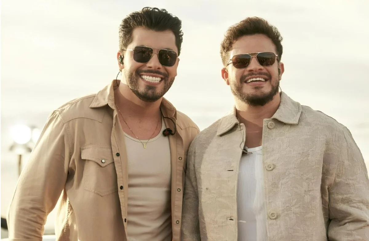 Murilo Huff e Matheus Fernandes fazem história em “Só Com Ela”